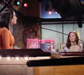 Photos de Mackenzie Rosman - WB11 Morning News - 5